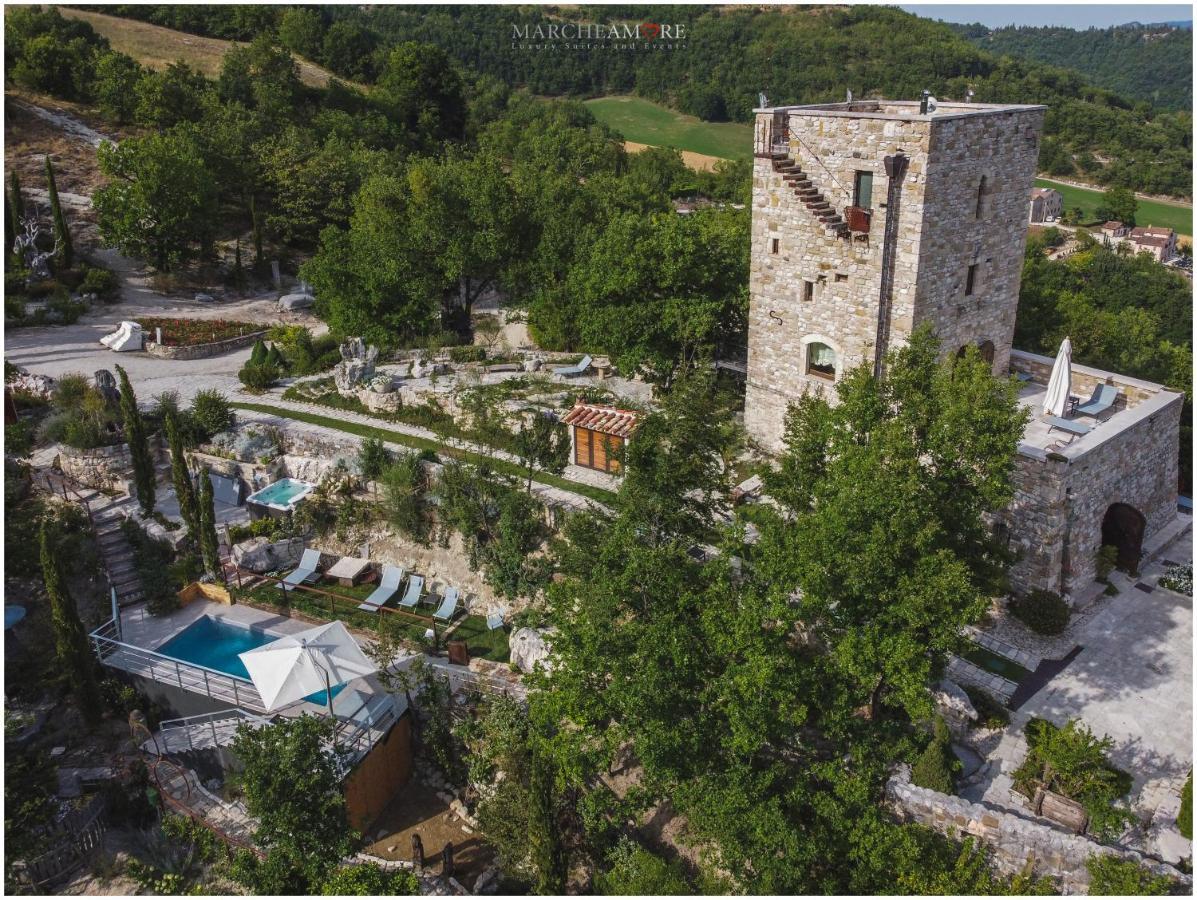 Marcheamore - La Roccaccia Relax, Art & Nature Montefortino エクステリア 写真