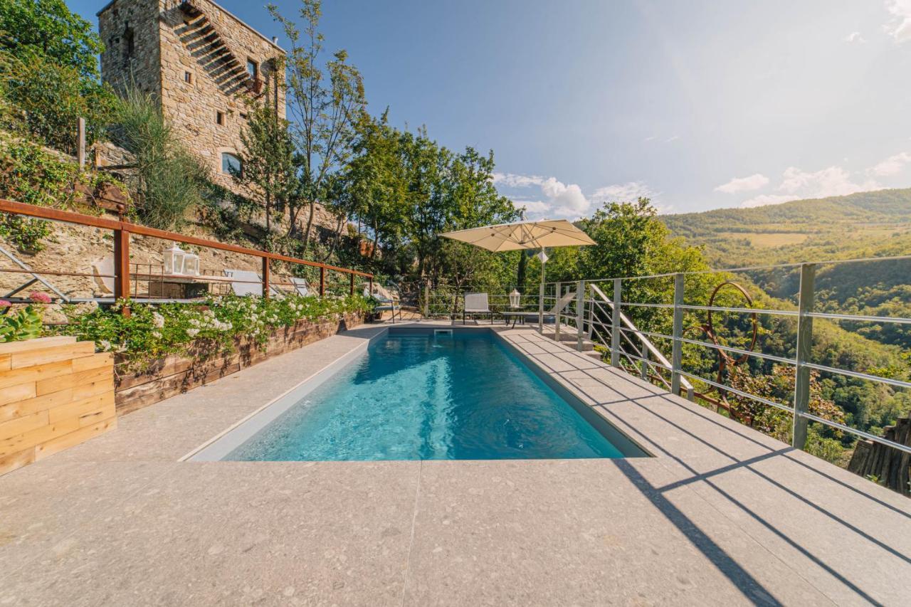 Marcheamore - La Roccaccia Relax, Art & Nature Montefortino エクステリア 写真