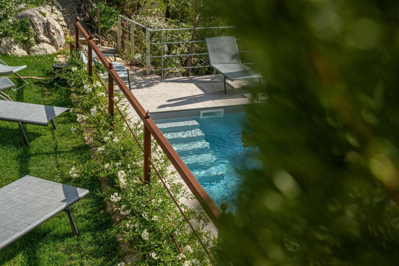 Marcheamore - La Roccaccia Relax, Art & Nature Montefortino エクステリア 写真